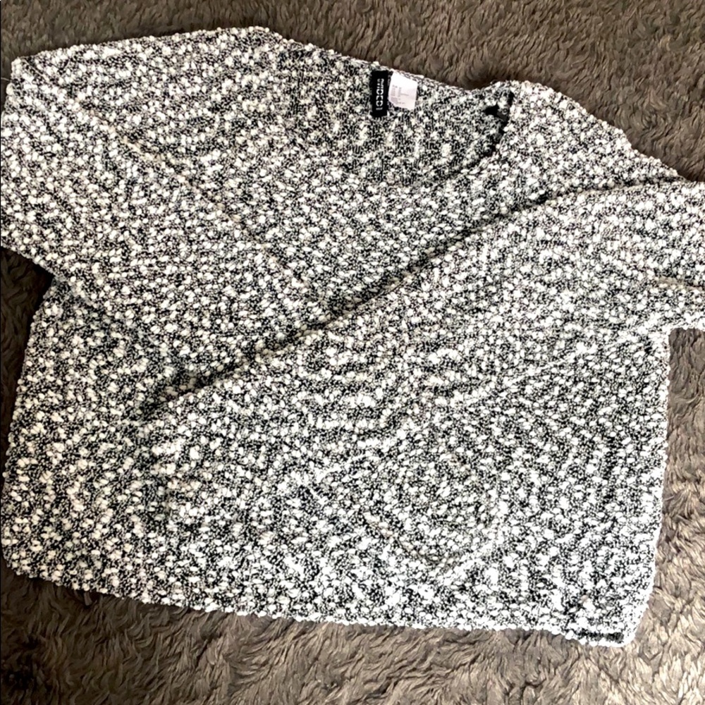 Cropped sweater